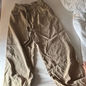 H&M Women's Tan Wide Leg Pants